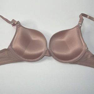 Super Push Up Extreme Padded Maximum Lift Add 2 Cup Size Bombshell Bra.NWT